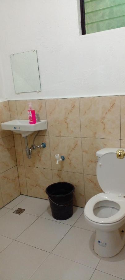 סיקיהור Seashore Inn מראה חיצוני תמונה