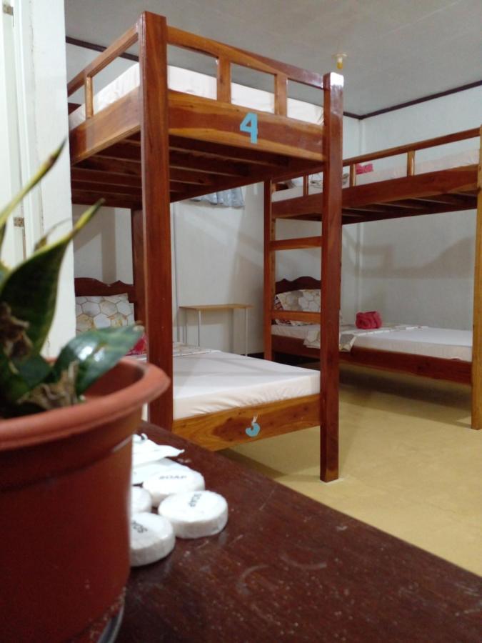 סיקיהור Seashore Inn מראה חיצוני תמונה